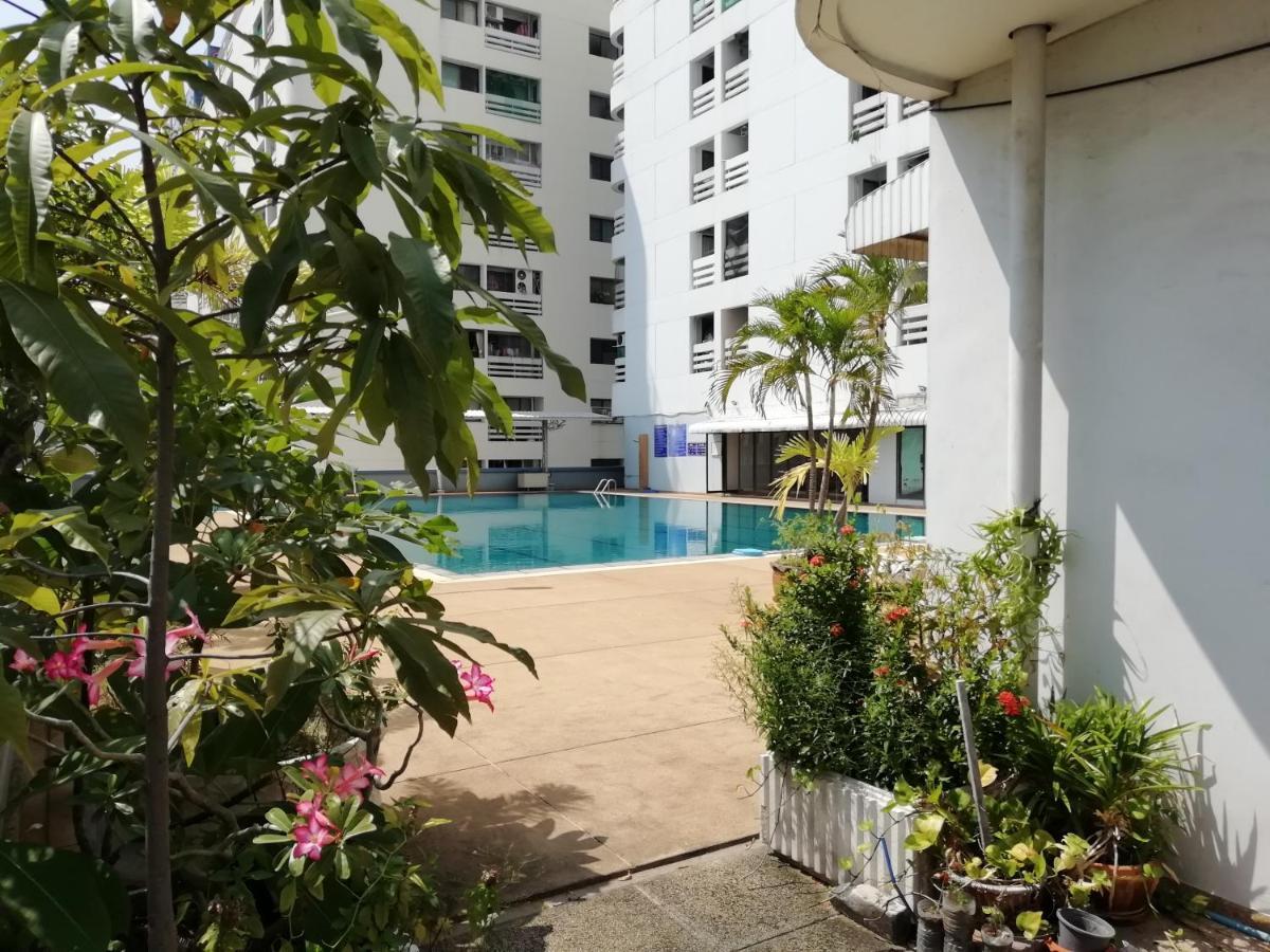 The Nest Serviced Apartment Bangkok Exterior foto